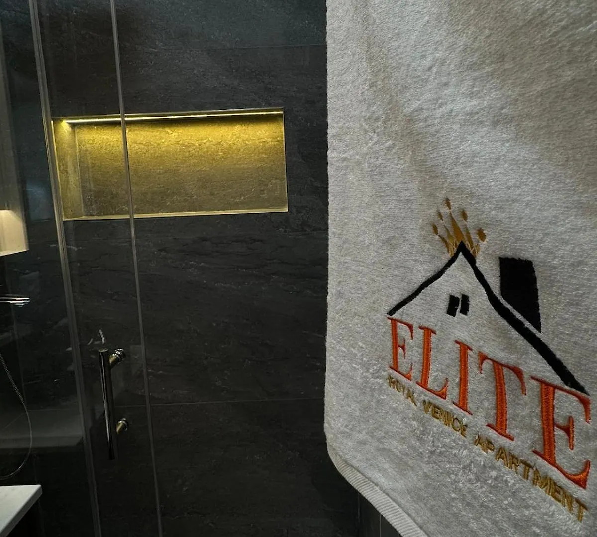 Elite Royal Venice Apartment